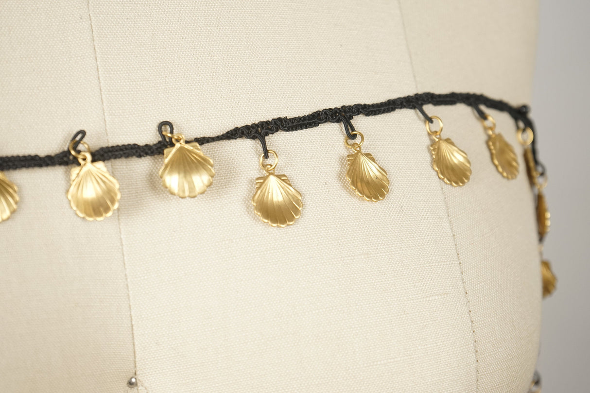 Sea Shell Trim Gold on Black