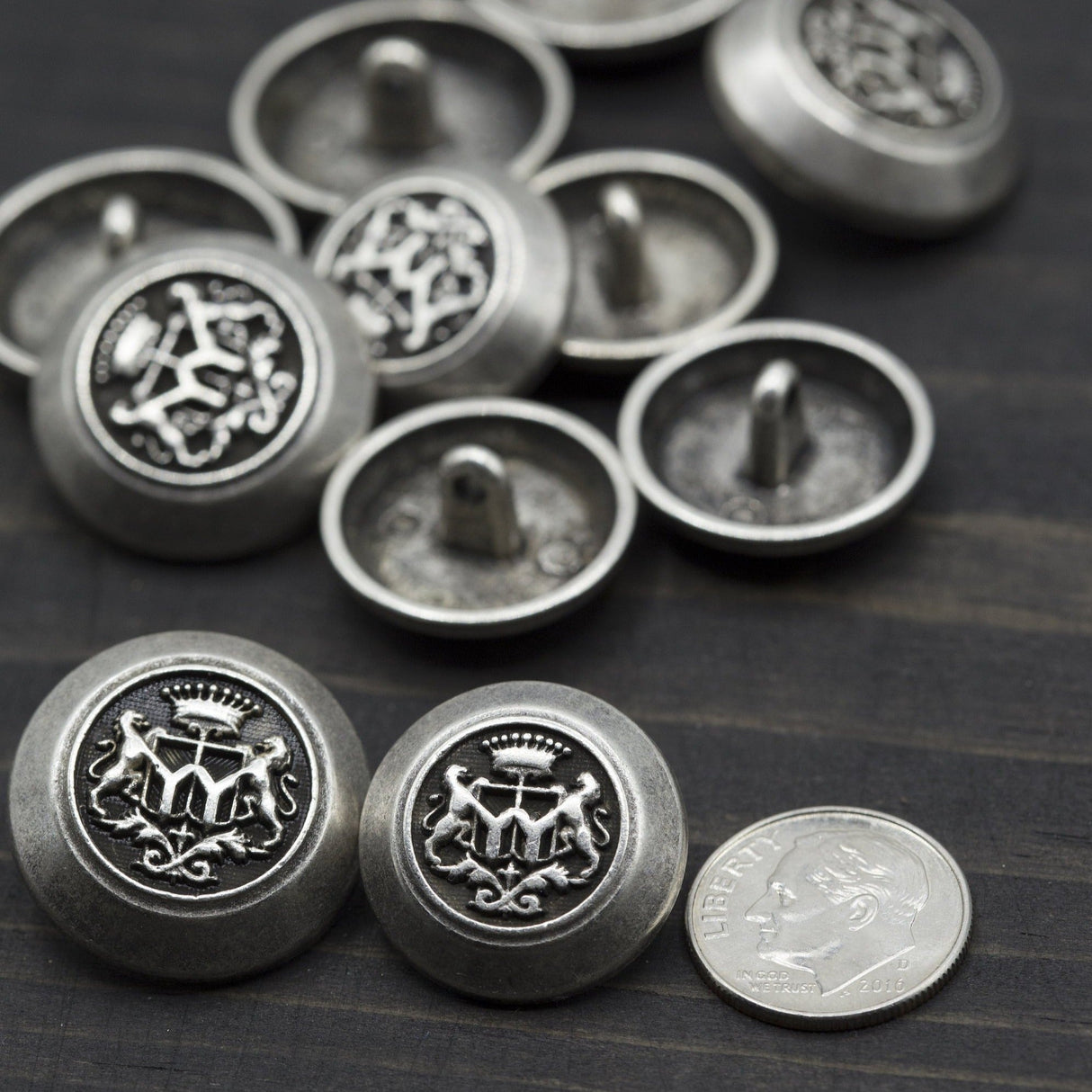Metal Shank Button Silver Crown 20mm