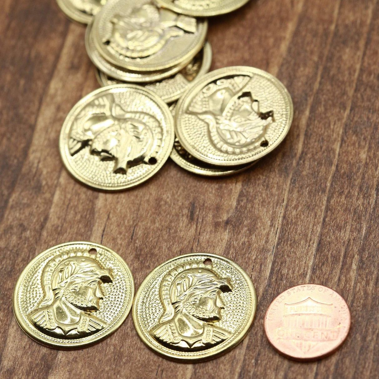 Coin Charm Gold Soldier Head 27mm