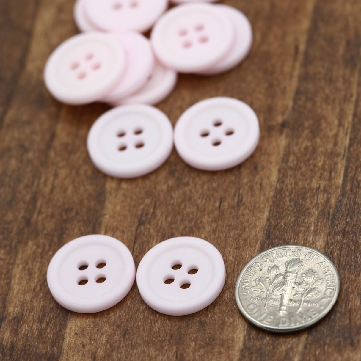 Plastic Button Baby Pink 24L 4-Hole