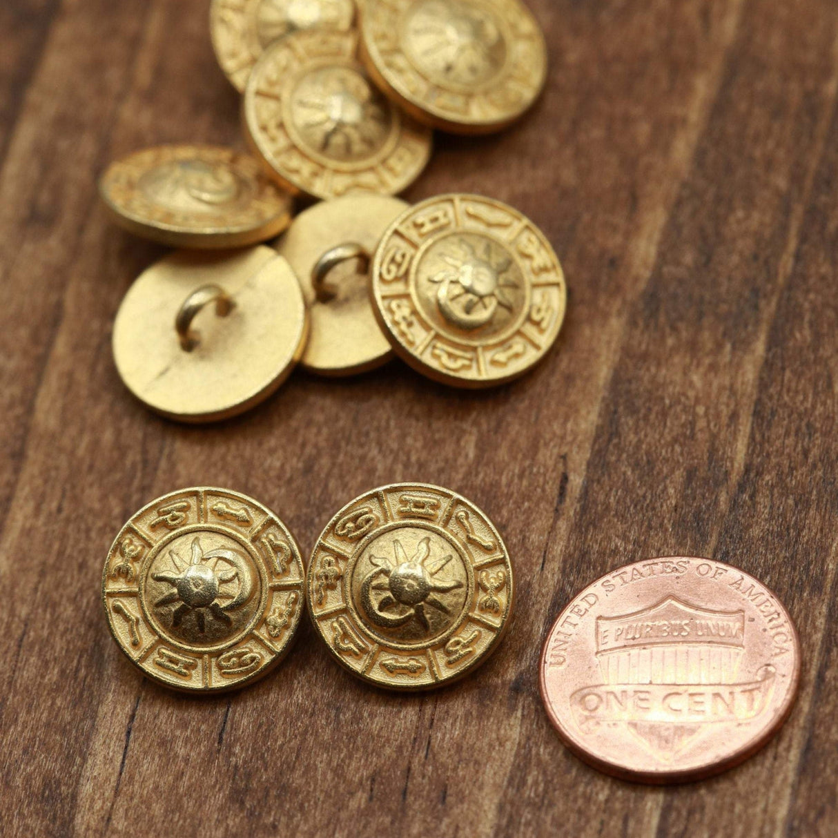 Gold Metal Astrology Button 24L 15mm
