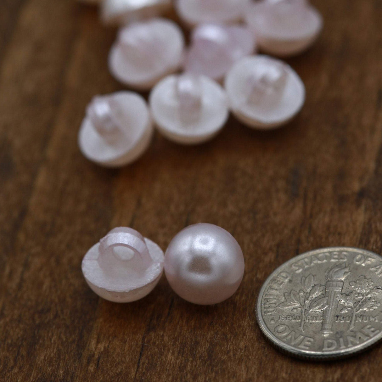 Pearl Button Pink 16L Shank