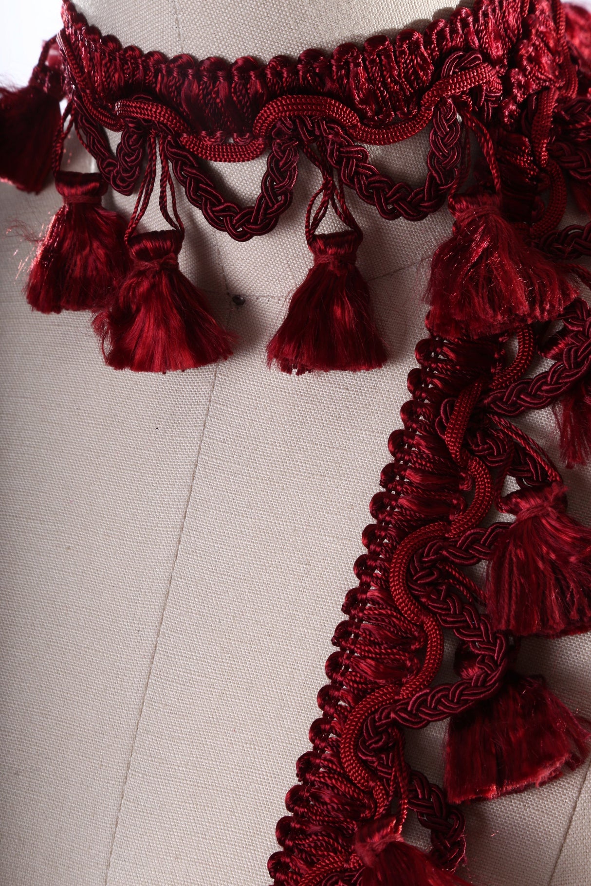 Tassel Gimp Trim Black Red
