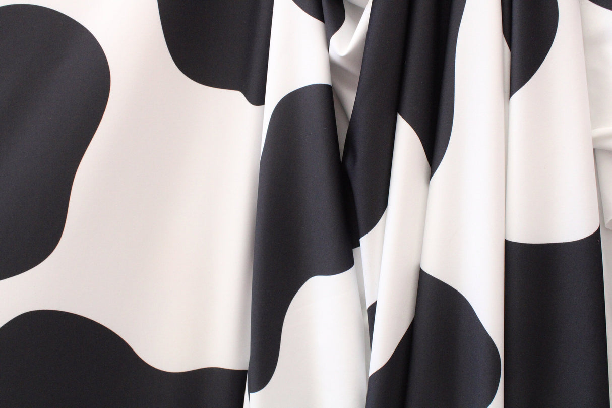 Large Cow Print Polyester Spandex Fabric - Cow Print, 58"/60" Width (Yard 36" X 60")
