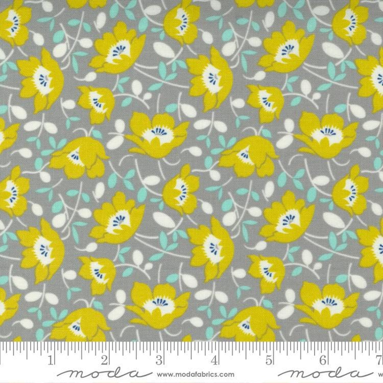 Quilting Cotton Morning Light Foggy Floral Moda