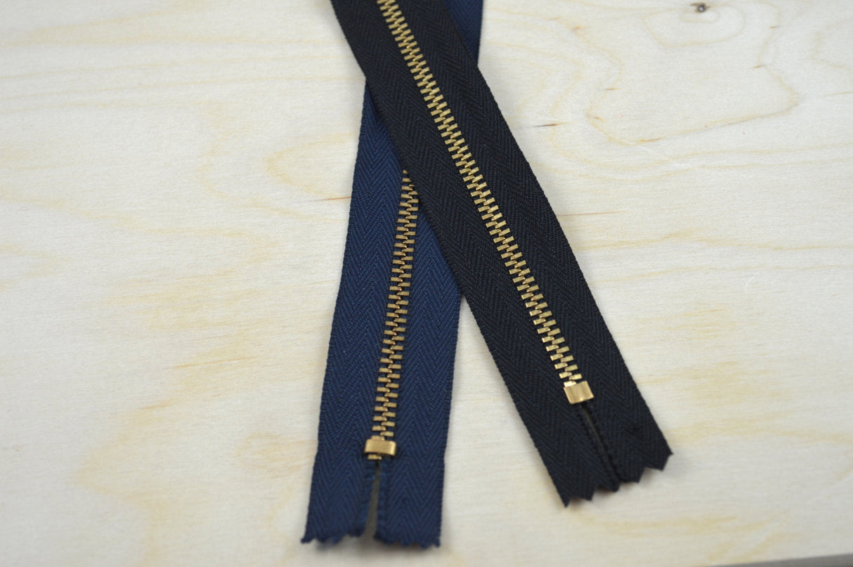 Metal Zipper 7 Inch Gold YKK
