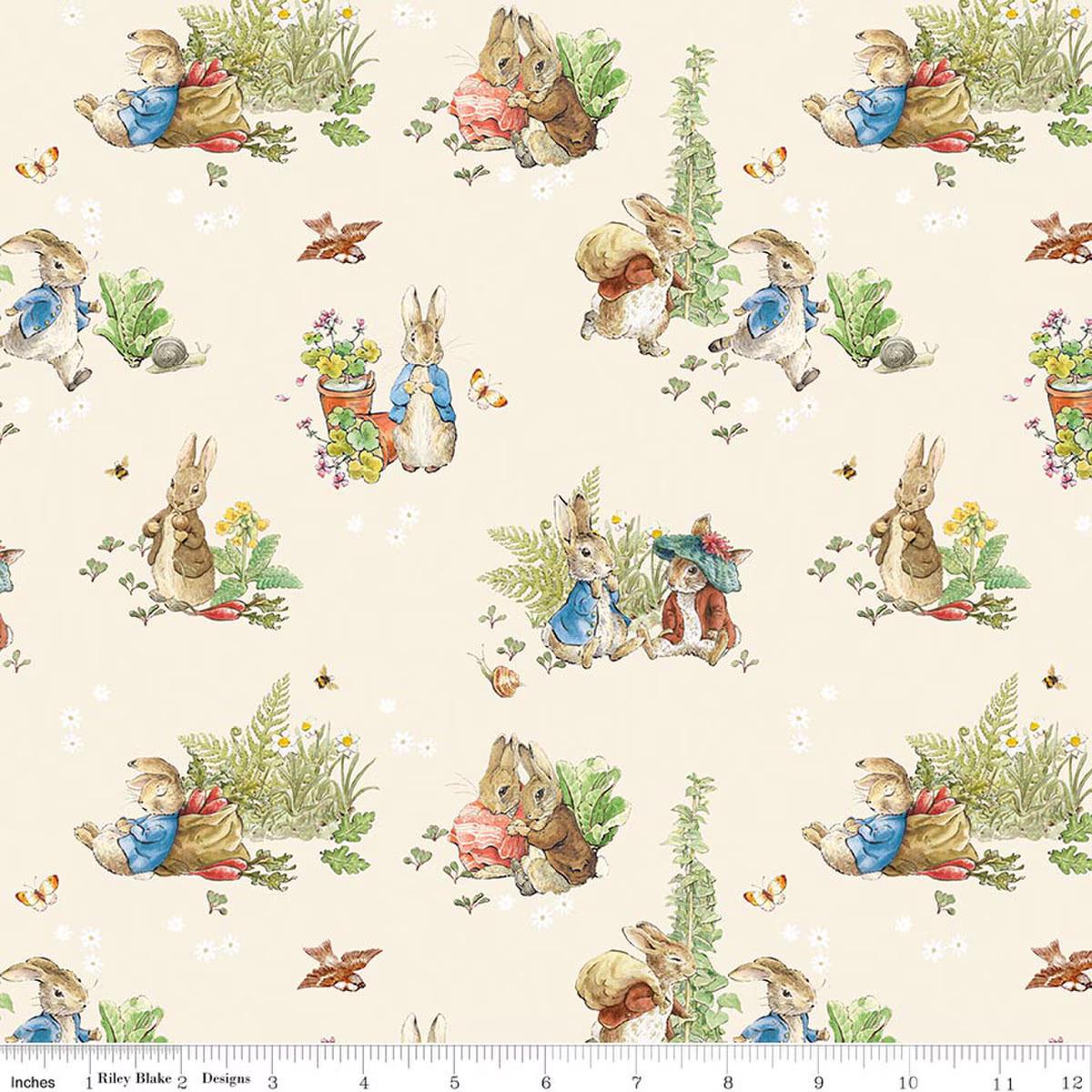 Fat Quarter Bundle Peter Rabbit™ and Benjamin Bunny™ Floral Kids Riley Blake Designs