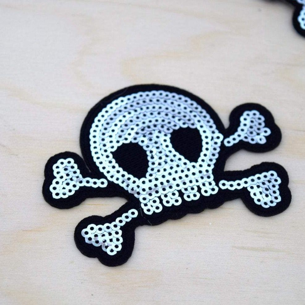 Skull Patch Silver Sequined Felt Iron-On