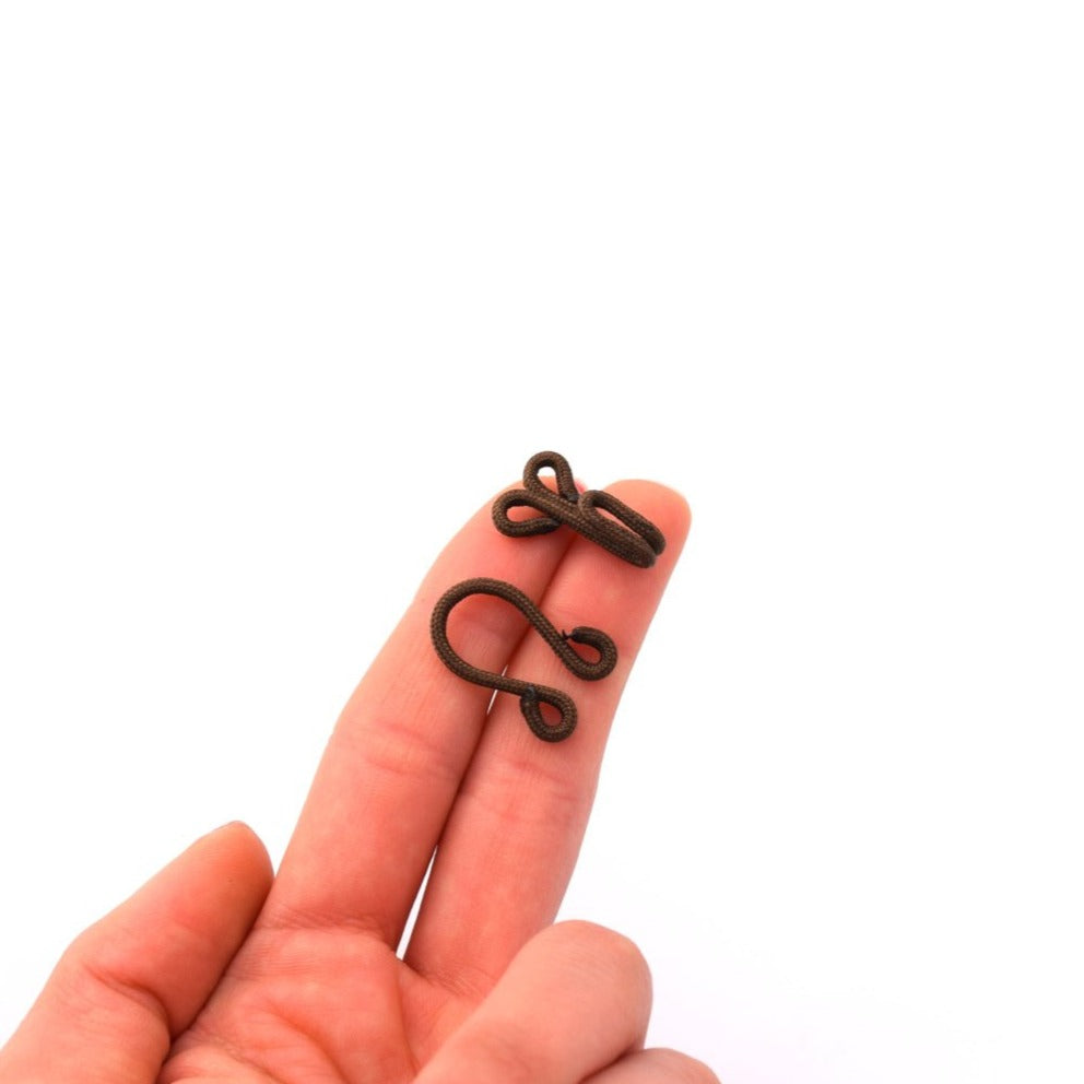 Jumbo Fabric Hook and Eyes
