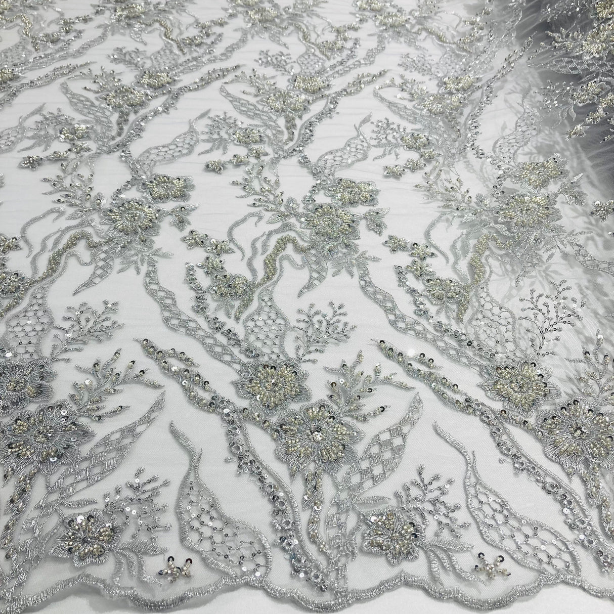 Beaded Embroidered Lace Fabric on Polyester Net Mesh