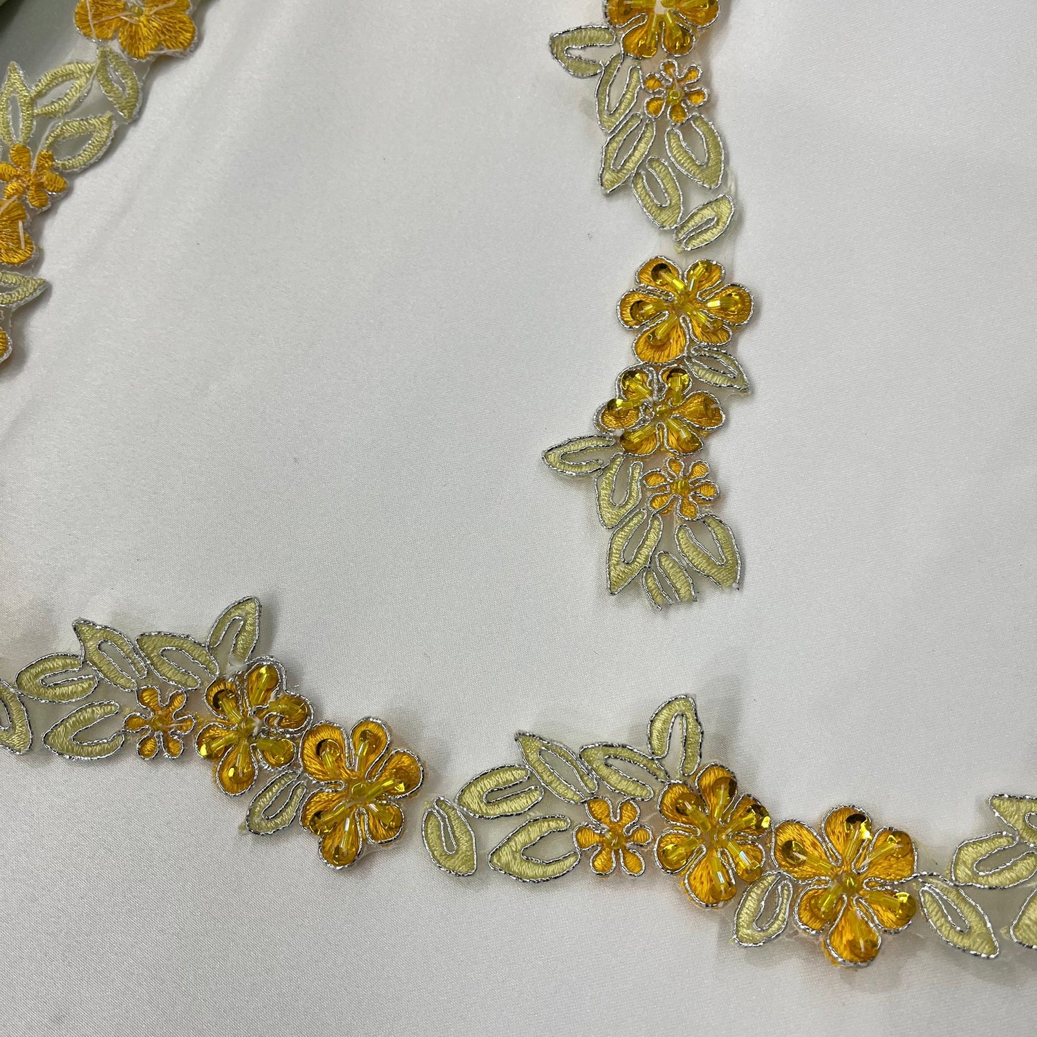 1 Yard Beautiful Beaded Corded Lace Trimming Embroidered Polyester Net Mesh for Dresses 1.5 Inch Width