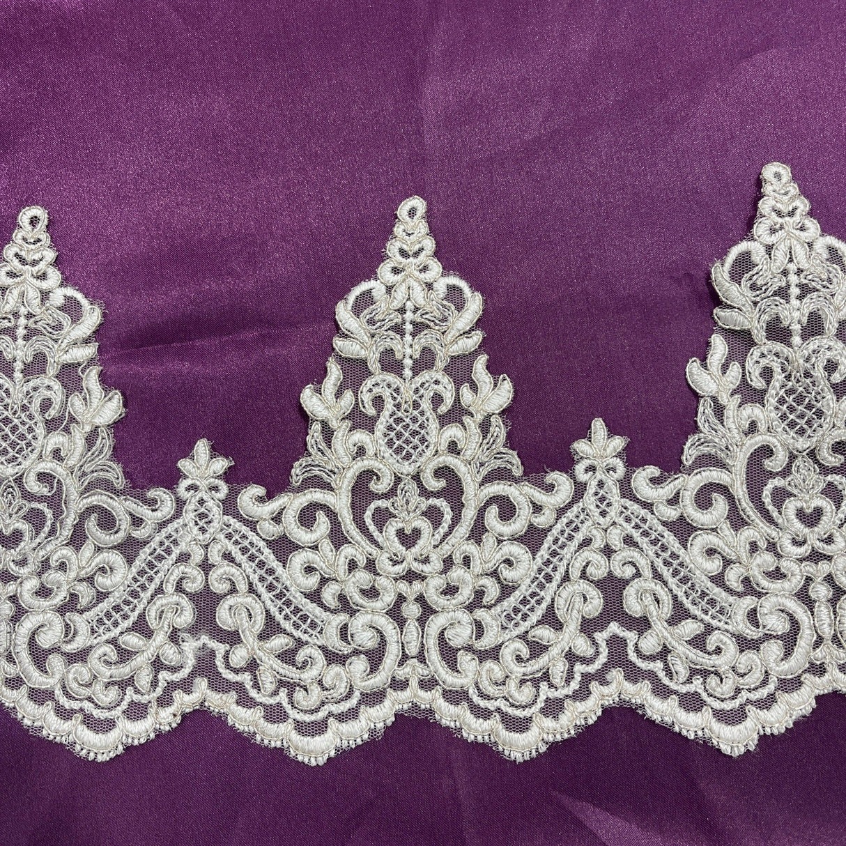 Embroidered Lace Trim 100% Polyester Net Mesh