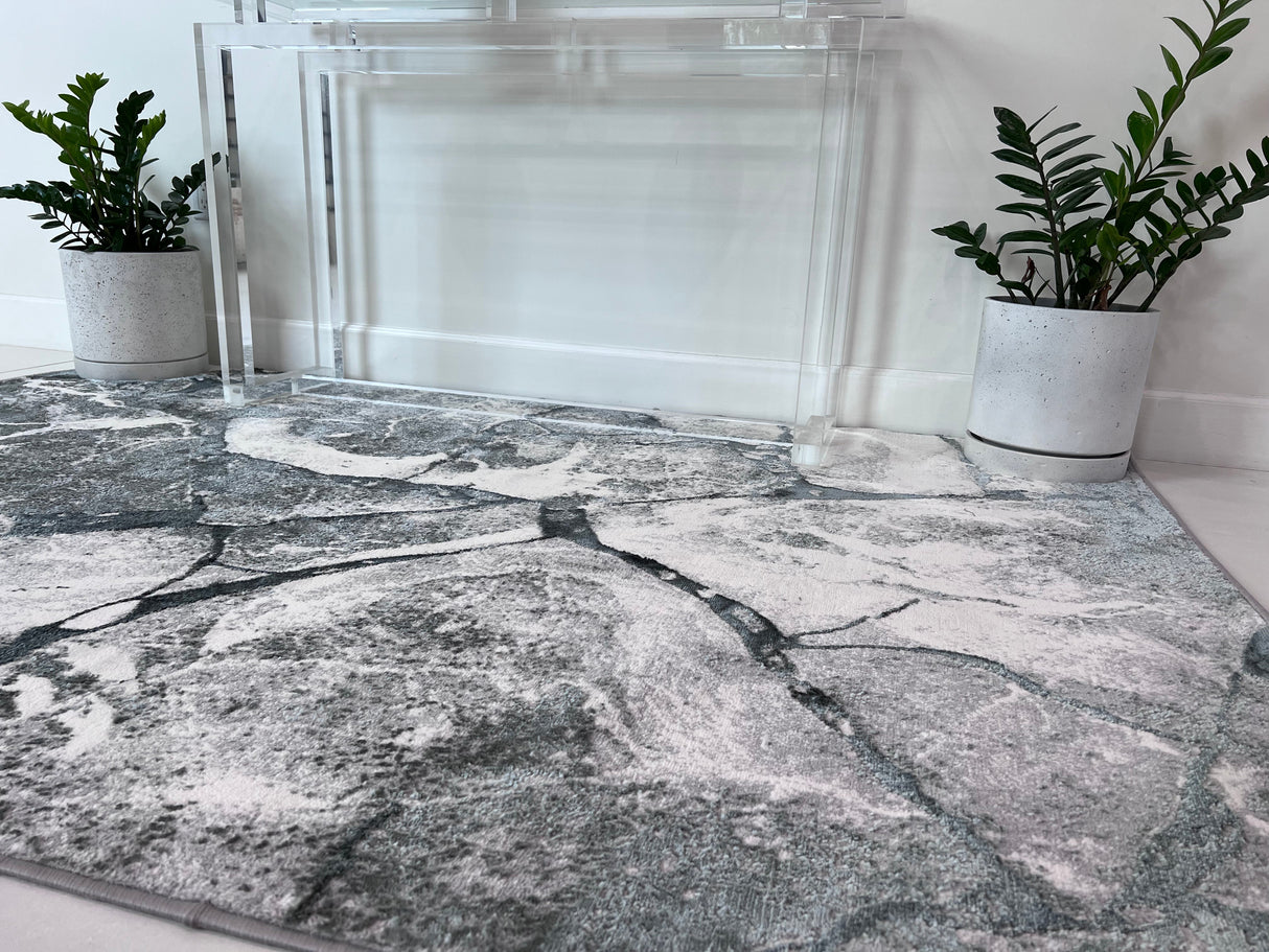Tess 911 Gray Polyester Area Rug - Gray, TES911 Gray (5' 3" X 7' 4")