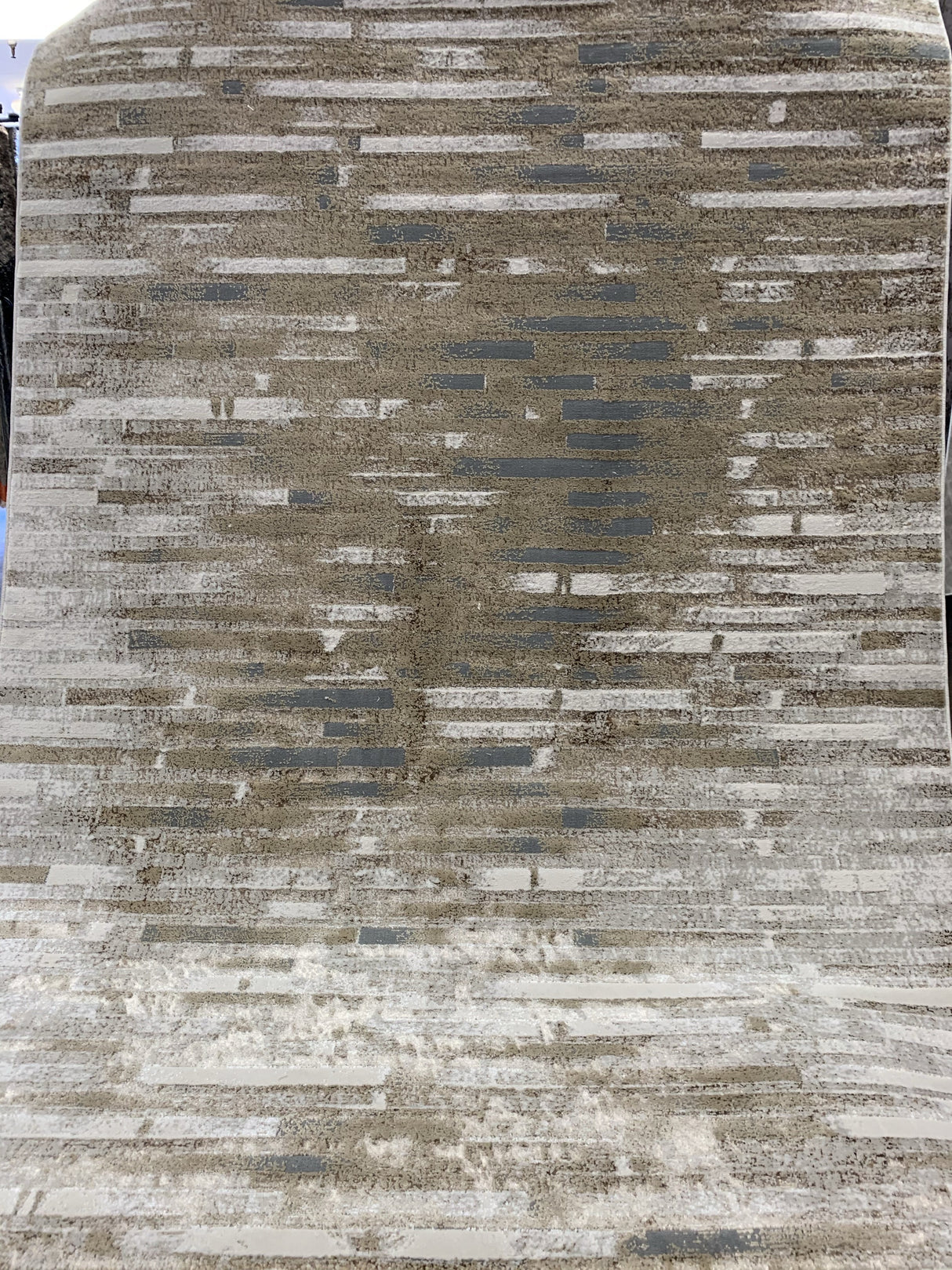 Maximus 231 Polyester Viscose Fabric - Brick Design, Silver/Platinum, Flat Weave (1 Rug)