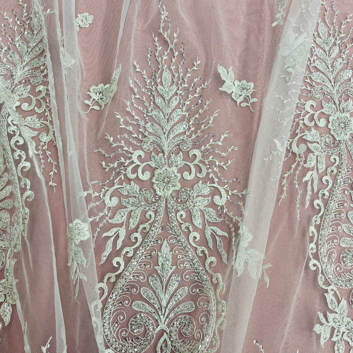 Beaded Lace Fabric Embroidered on Polyester Net Mesh