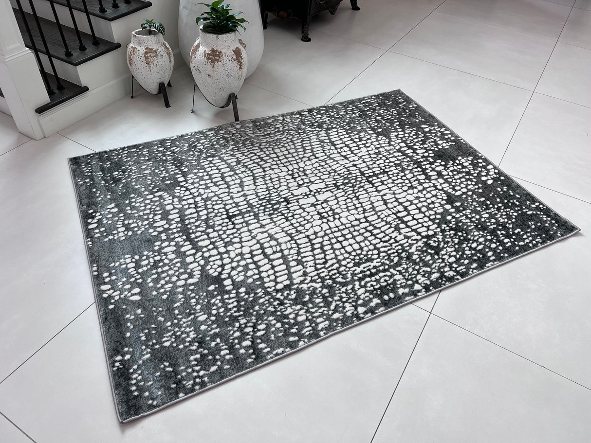 Tess 908 Gray Polypropylene Area Rug - Gray, Soft Backing, Power-Loomed, Stain And Fade Resistant (5' 3" X 7' 4")