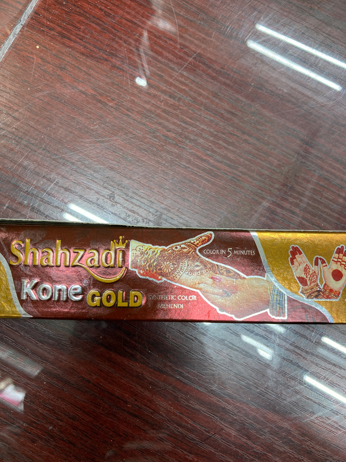 Shahzadi Kone Gold Mehedi