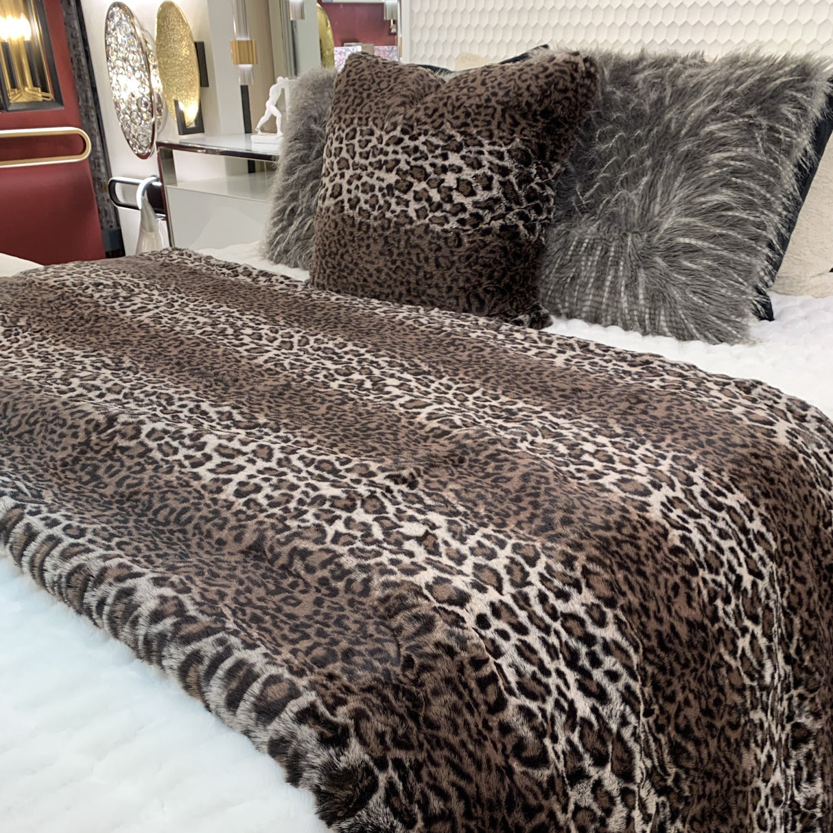 Leopard Cheetah Jaguar Animal Print Faux Fur Fabric - Brown Animal Print, 104" X 93" (Cal King/Eastern King)