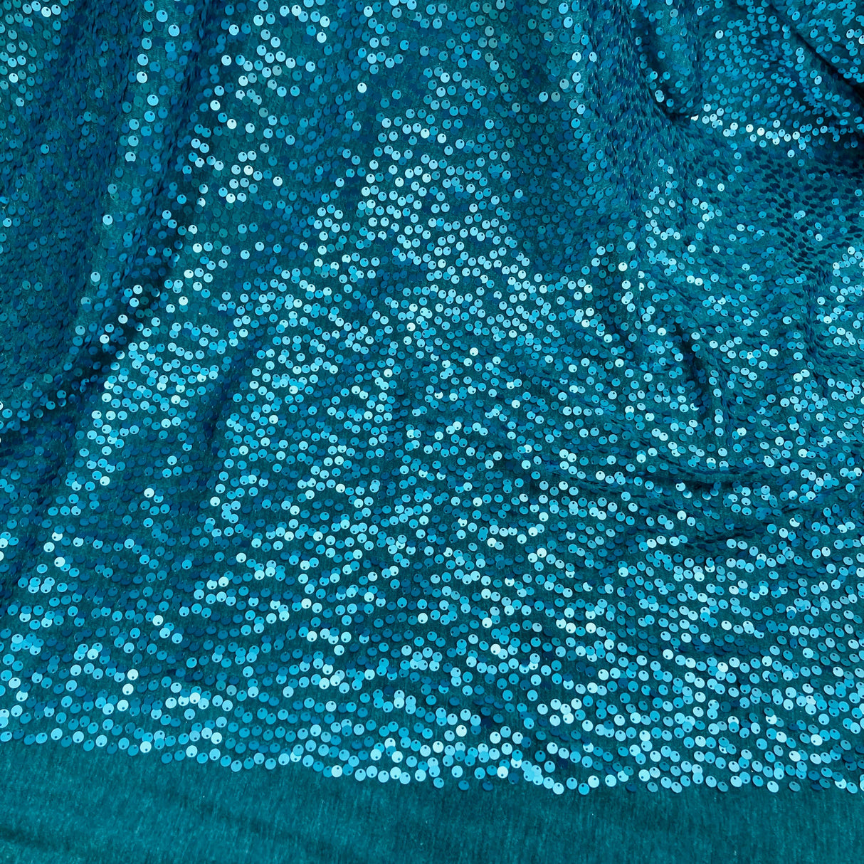 Sequined Polyester Jersey Net Mesh Fabric 4-Way Stretch