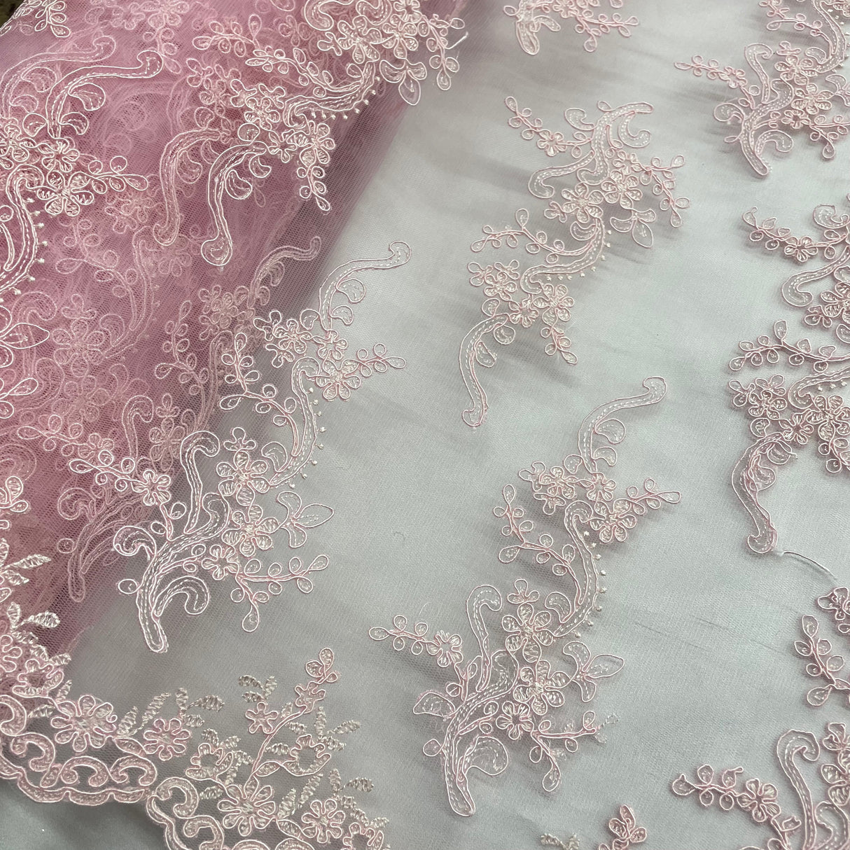 Corded Bridal Lace Fabric on Polyester Net Mesh