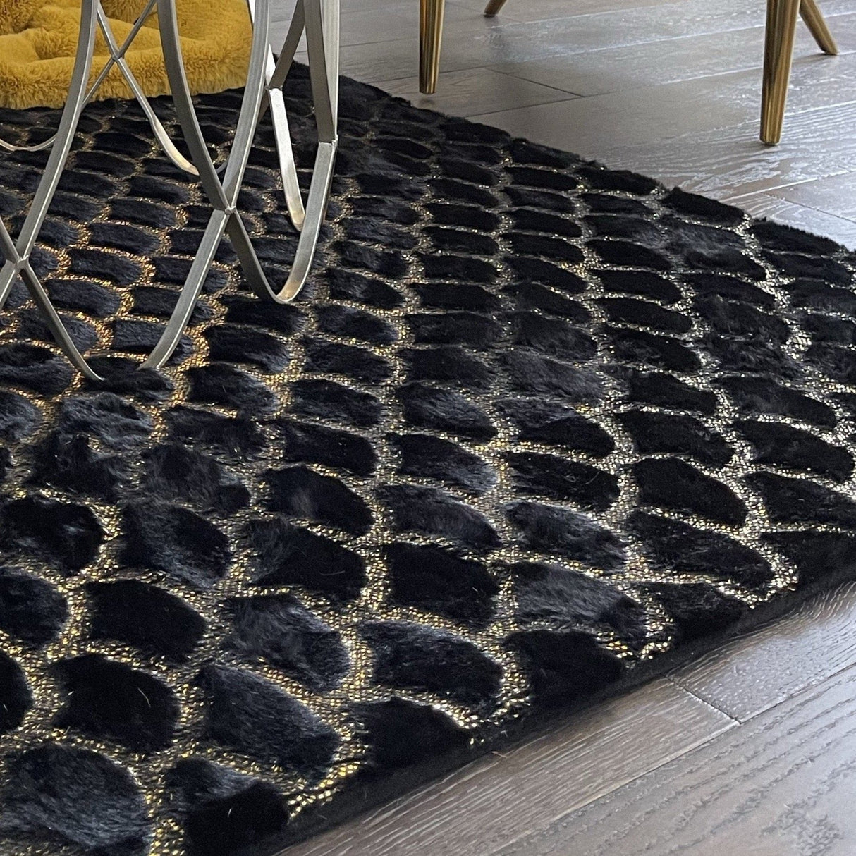 Enchanting Black Mermaid Half Moon Faux Fur Rug - Shimmery Golden Metallic, Black Moon (7'6" X 10'3")
