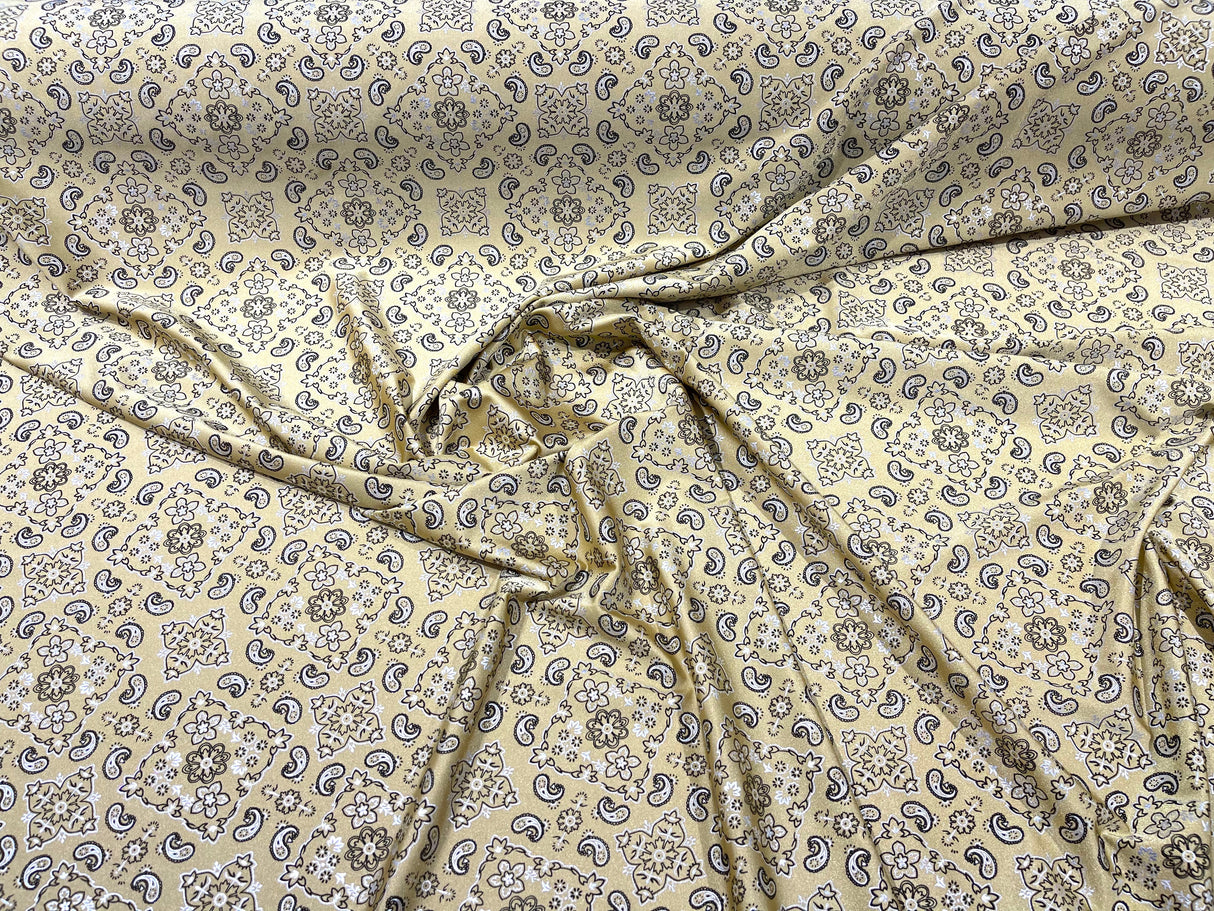 Bandanna Print Nylon Spandex Fabric - Bandanna Print, 58" Width (1 Yard)