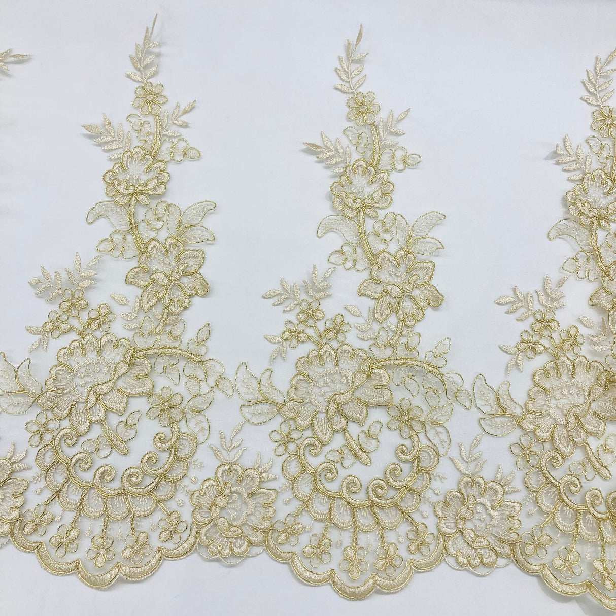 Polyester Corded Lace Trimming 15"