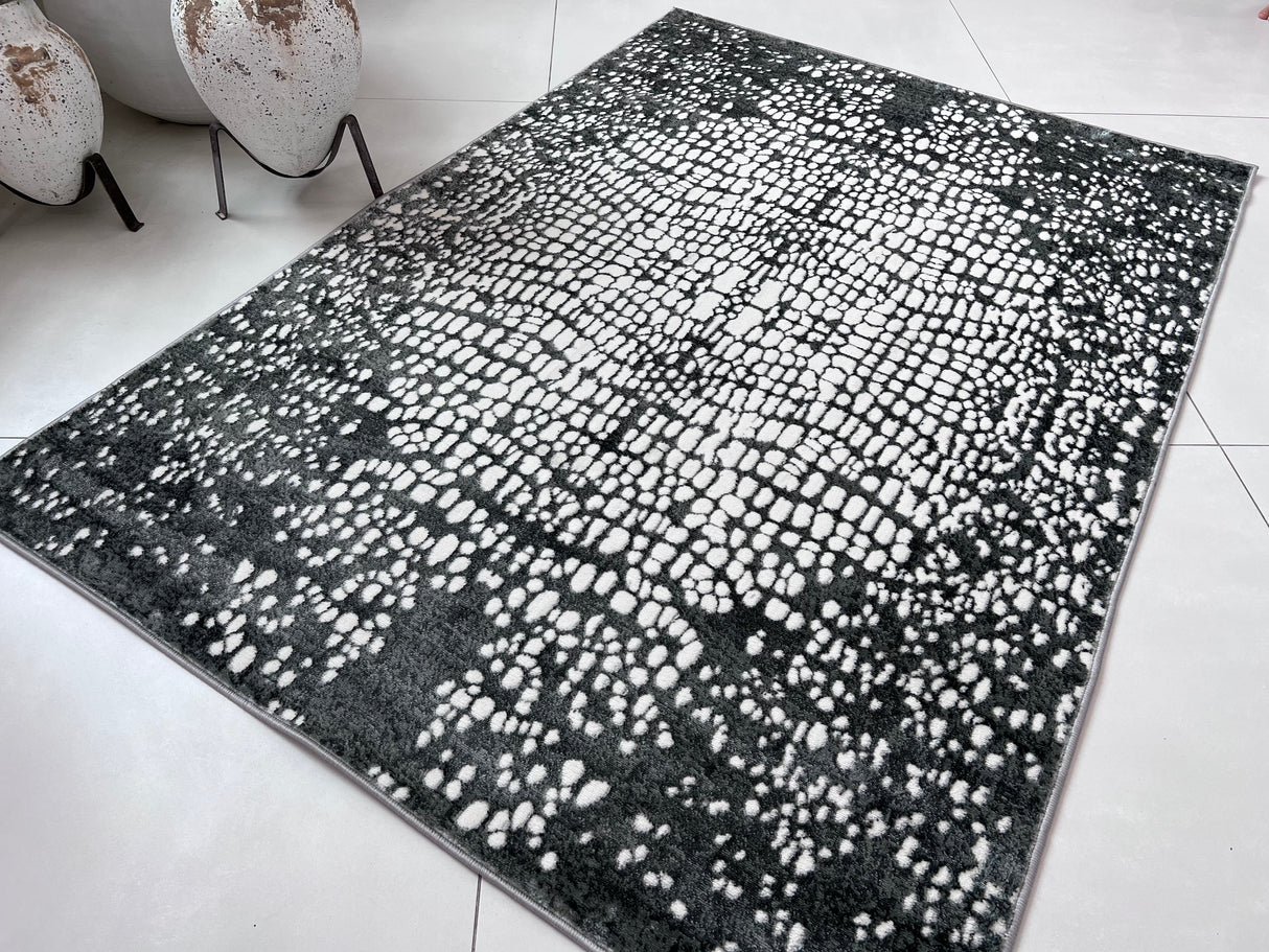 Tess 908 Gray Polypropylene Area Rug - Gray, Soft Backing, Power-Loomed, Stain And Fade Resistant (5' 3" X 7' 4")
