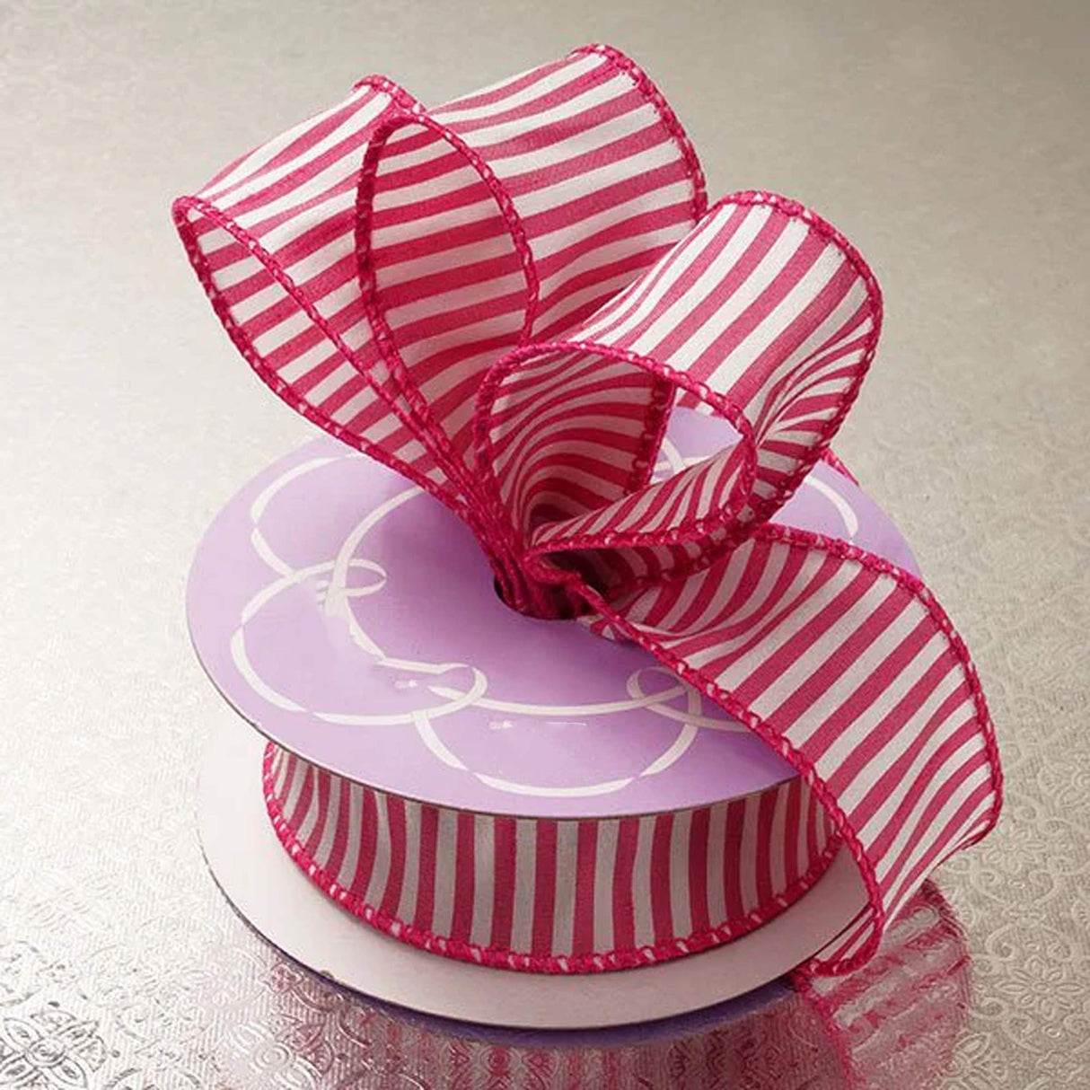 Cotton-Blend Wired Edge Horizontal Striped Ribbon 1 1/2 '' X 10 yd Hot Pink Color 1 / roll