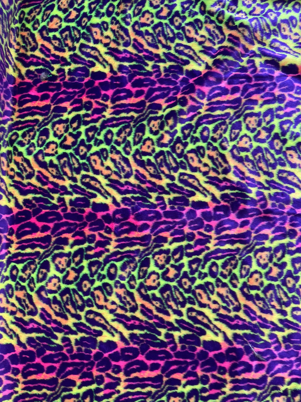 Leopard Tie Dyed Faux Fur Fabric - Black Light Reflective, 58" Width (1 Yard)