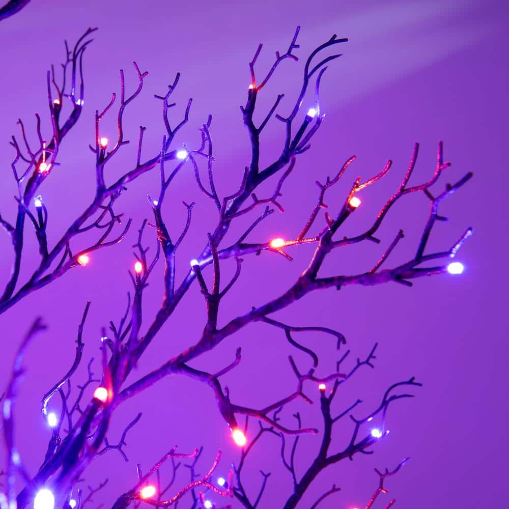 6 ft Pre-Decorated LED Pirate Halloween Yard Tree