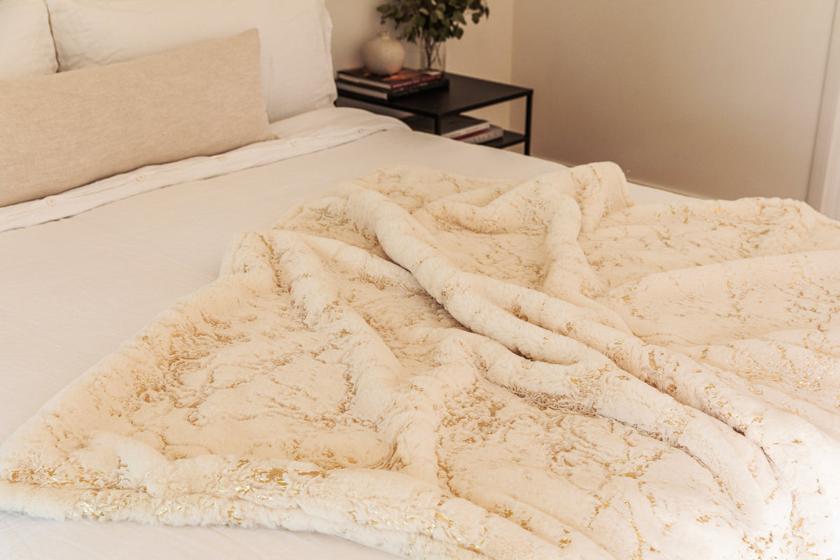 Metallic Golden Shimmery Faux Rabbit Soft Throw Blanket for Luxurious Décor
