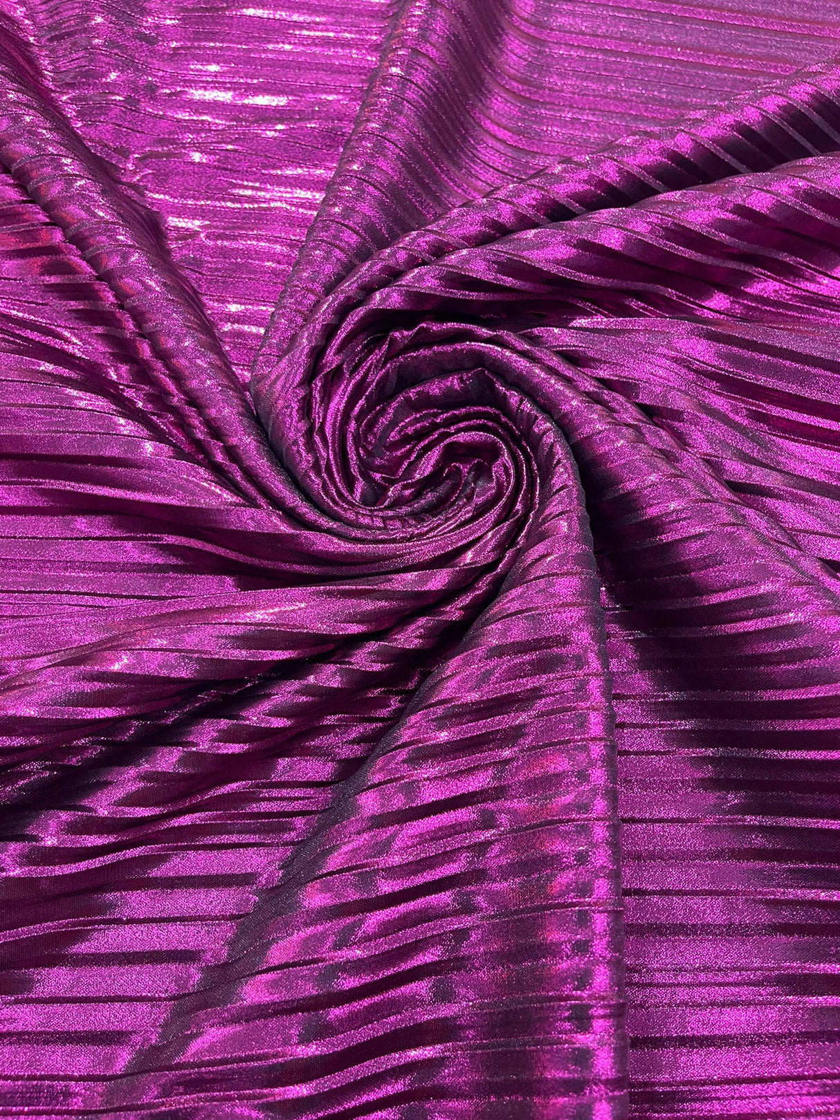 Metallic Foil Accordion Design Polyester Spandex Fabric - Metallic Pleated Texture, 58" Width (1 Yard)