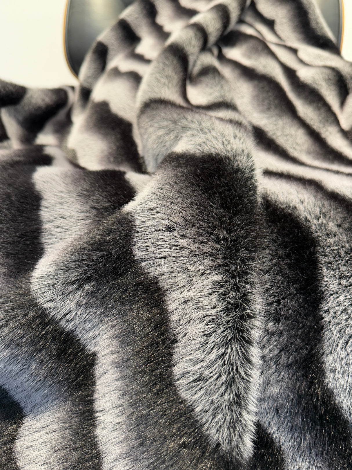 Minko 13 Faux Mink Fabric - Black Stripe, 50" X 60" Throw (1 Throw)