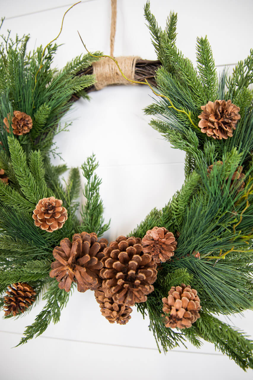 26” Mixed Greens with Pinecones Swag Wreath
