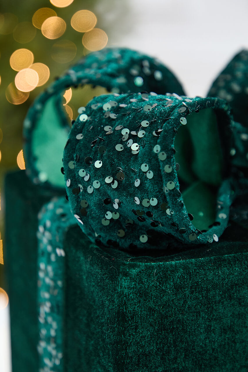 16" Green Velvet Sequin Gift Box