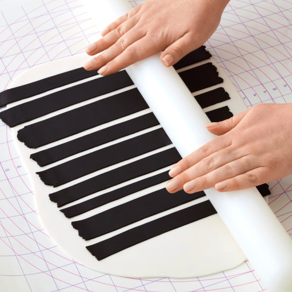 Wilton Fondant Roller – 20 Inch