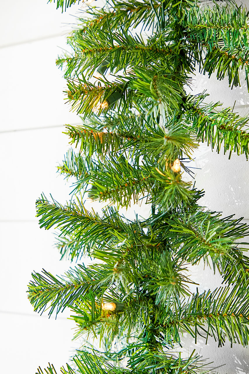 9' x 10" Norway Pine Garland 200T/50Clear/Outdoor/UL