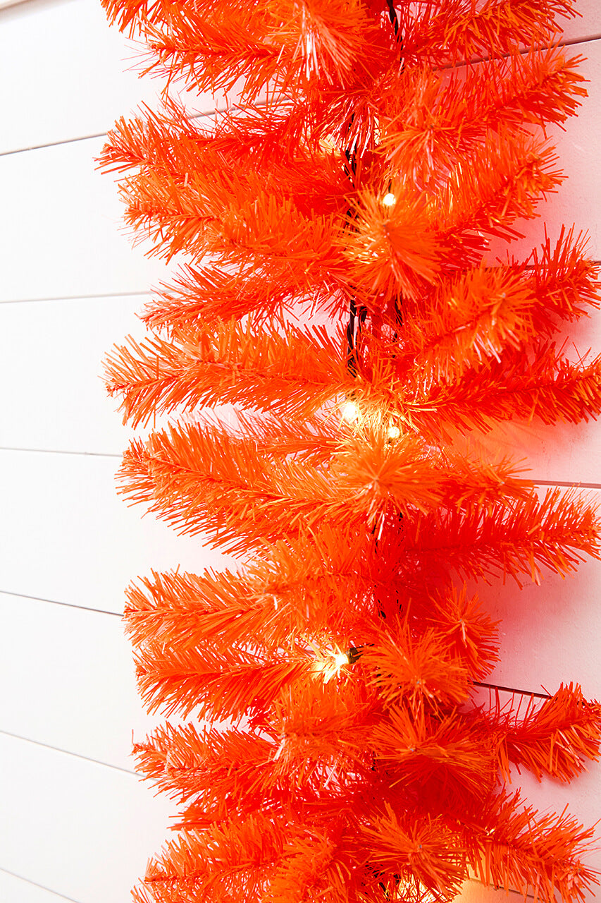 9' x 12" LED Orange Garland