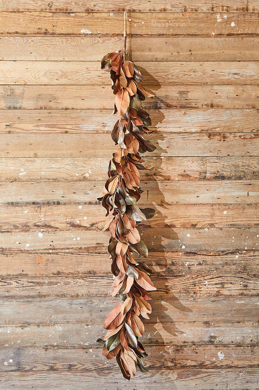35" Bronzed Magnolia Leaf Garland