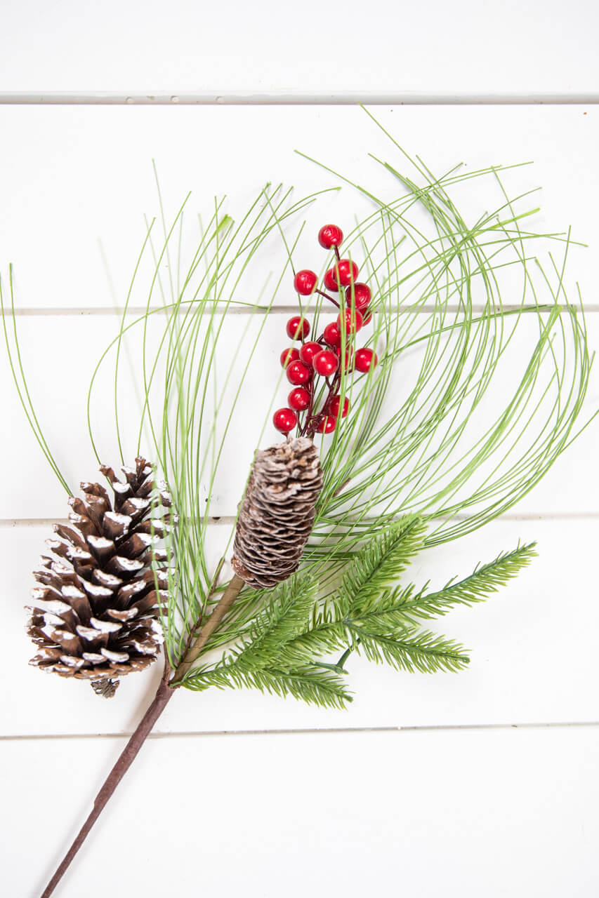 18" Pine Berry Pinecone Spray