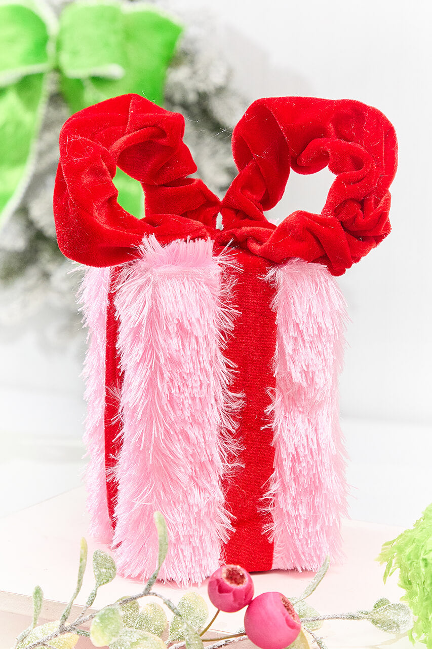 9" Pink & Red Furry Gift Box