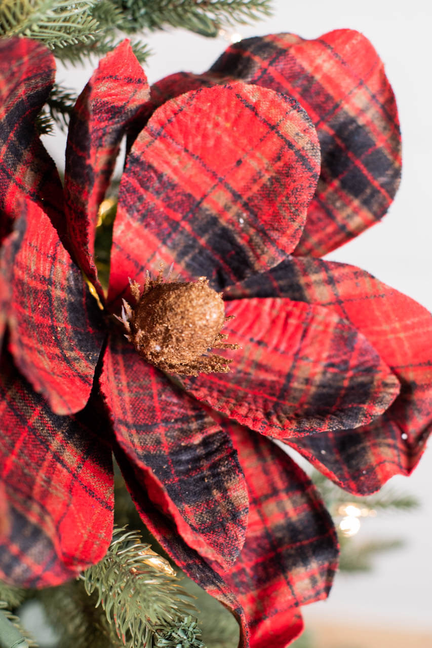 22” x 11" Plaid Magnolia Stem