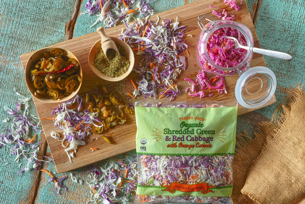 Organic Coleslaw Blend Fresh Pre-Washed Cabbage & Carrots - 9 Oz