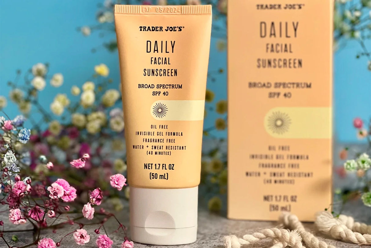 Daily Facial Sunscreen SPF 40 Oil-Free Matte Broad Spectrum Face Protection