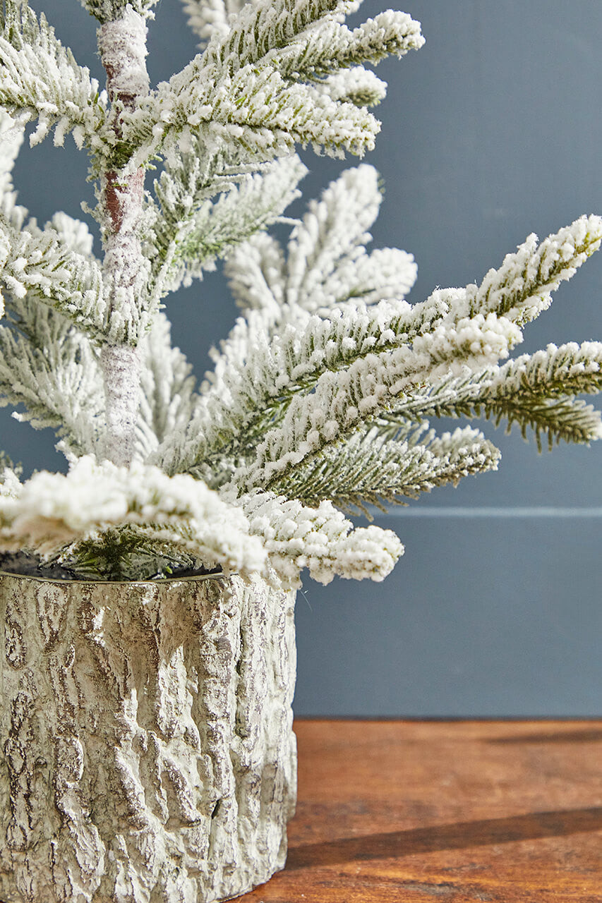 18 Inchi Potted Noble Fir Tree with Snow Winter Christmas Tabletop Decor