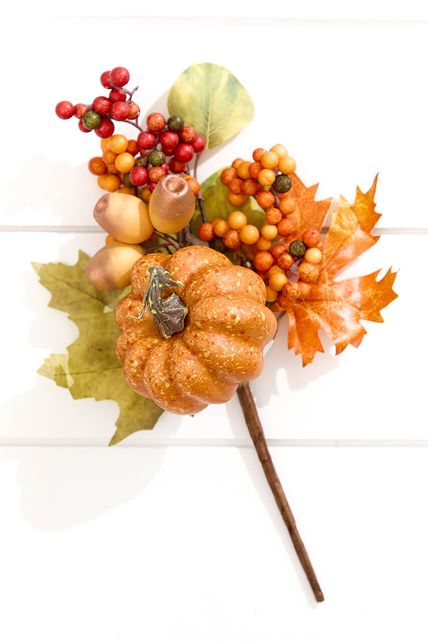 13" Pumpkin, Berry & Leaves Pick