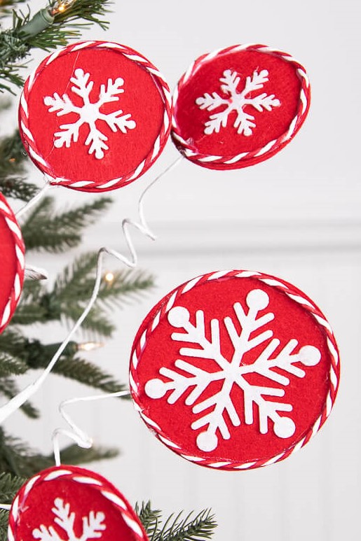 26” Red and White Snowflake Spray