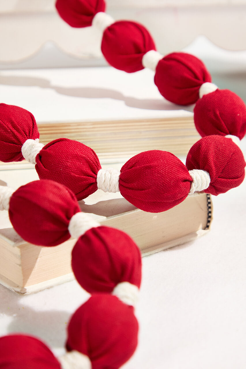 5' Ball Garland