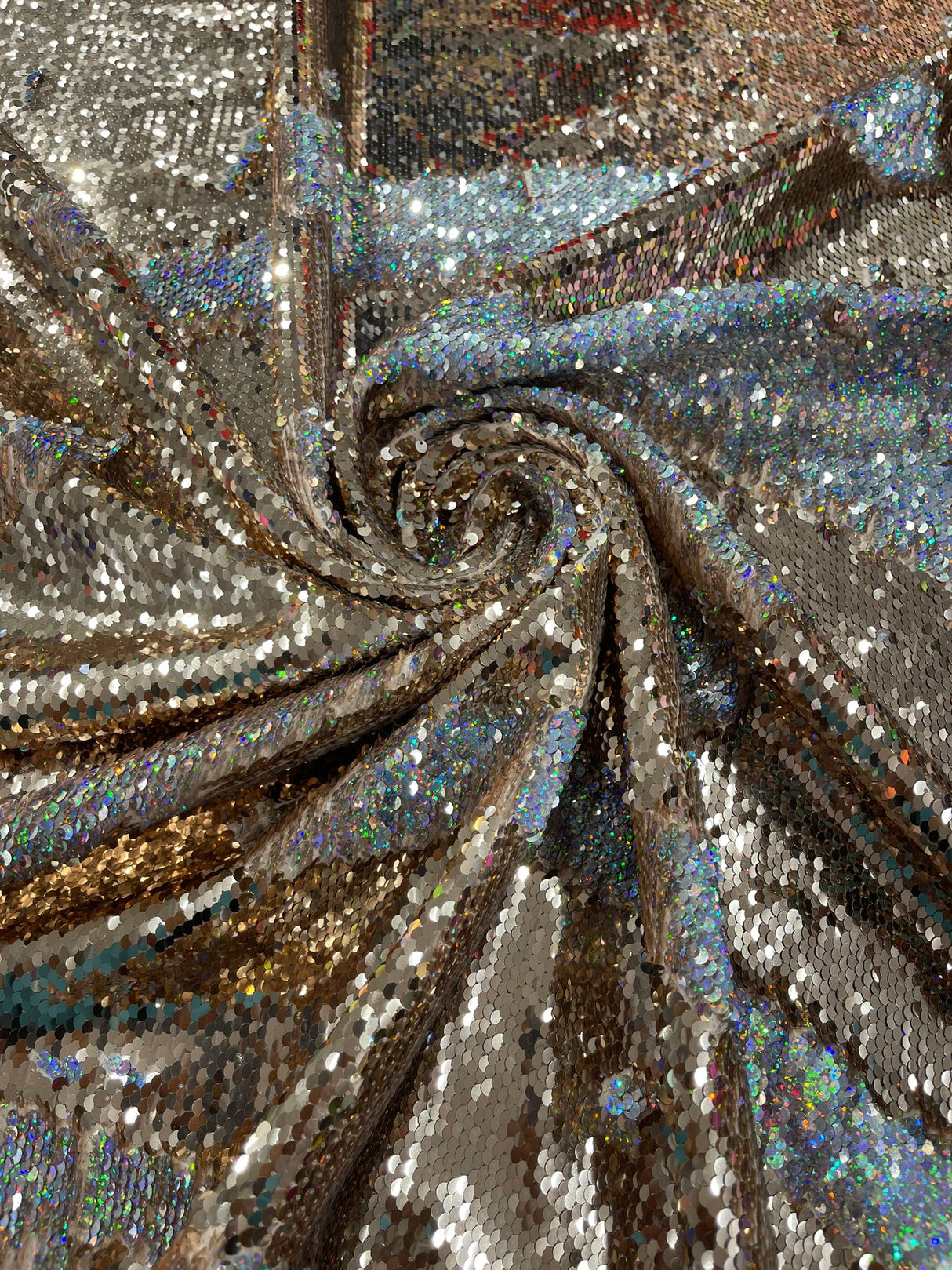 Reversible Flip Sequin Polyester Fabric - Green/Black Iridescent, 54" Width (1 Yard)